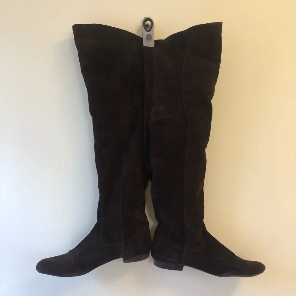 White Mountain Low Heel Dark Brown Knee-High Suede Boots (7.5)